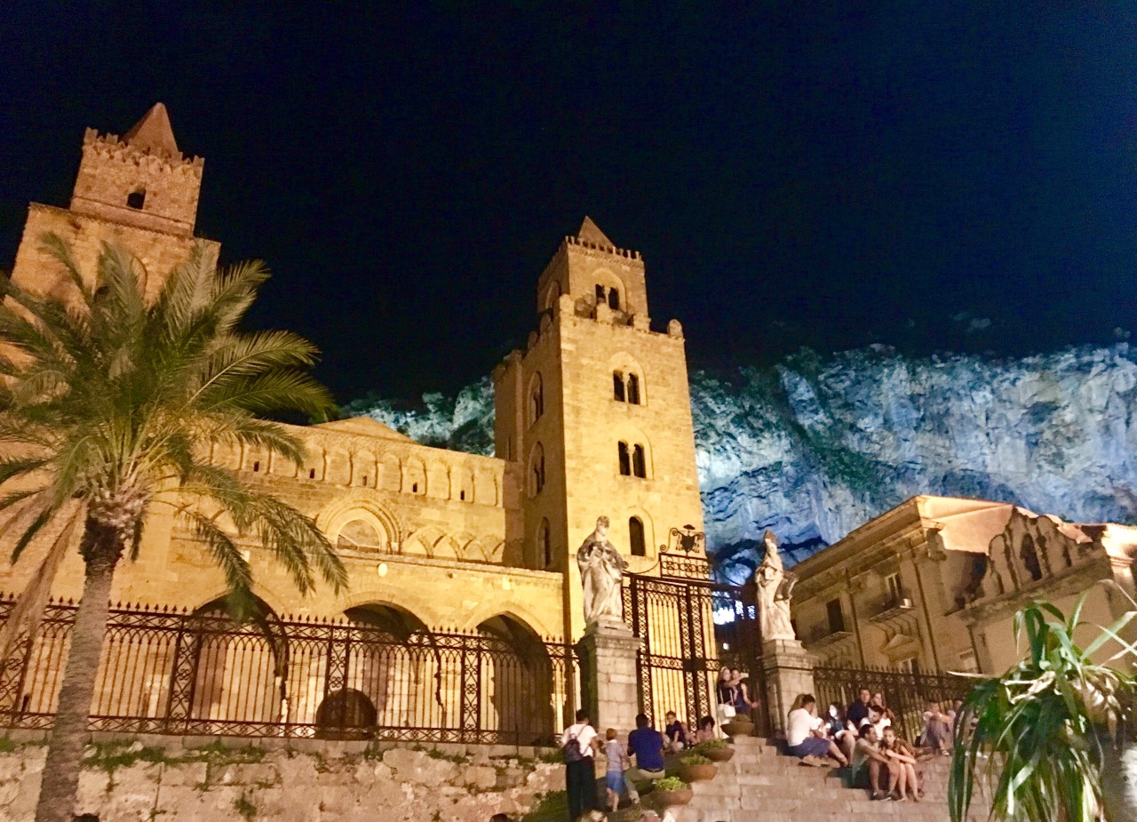Slottet i Cefalú på Sicilia